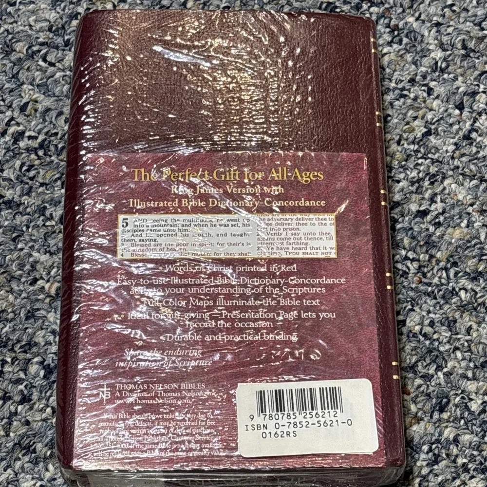 KING JAMES GIFT AND AWARD BIBLE Thomas Nelson Brand New Sealed Red Letter
